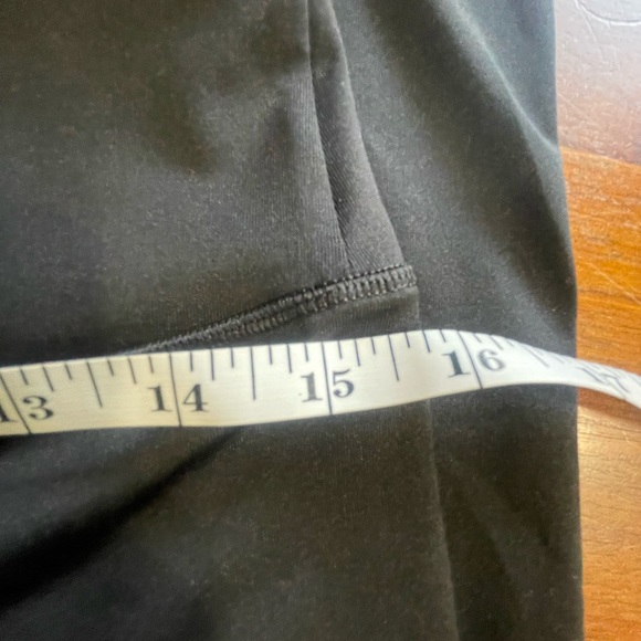 La Senza, athletic legging for women1 - Picture 7 of 9